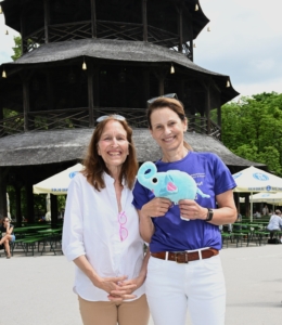 Christine Bronner mit Katrin Müller-Hohenstein